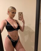 Анкета проститутки Милана - метро Тверской, возраст - 23